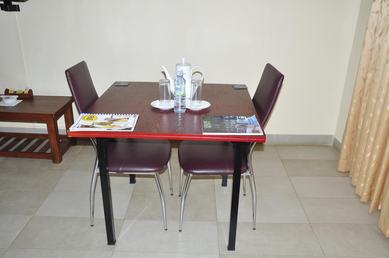 Gunners' Club - Minneriya Kamer foto